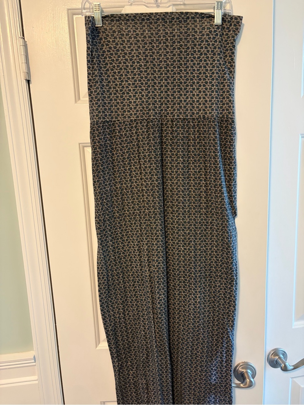Roxy High-Waist Maxi Skirt — Black & Tan Geometric Print